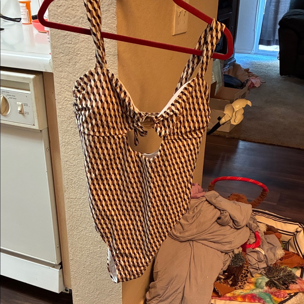 Cupshe Black and White One Piece Swimsuit